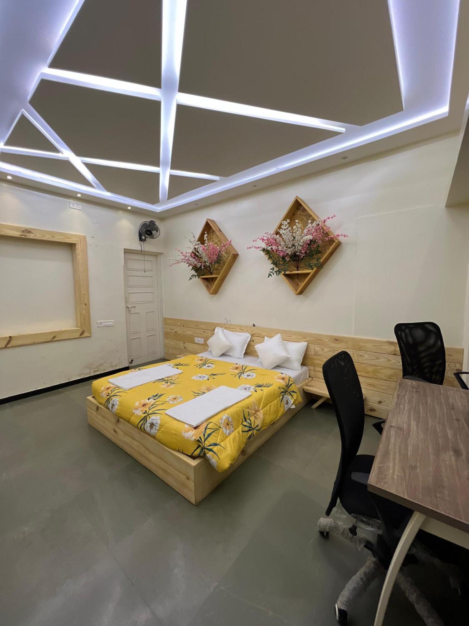 Vip Guest House Nashik Ngoại thất bức ảnh